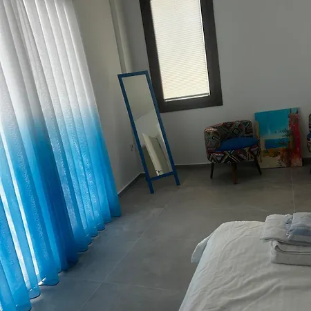 Detached House With Courtyard, 50 M To The بيت للعطل بودروم