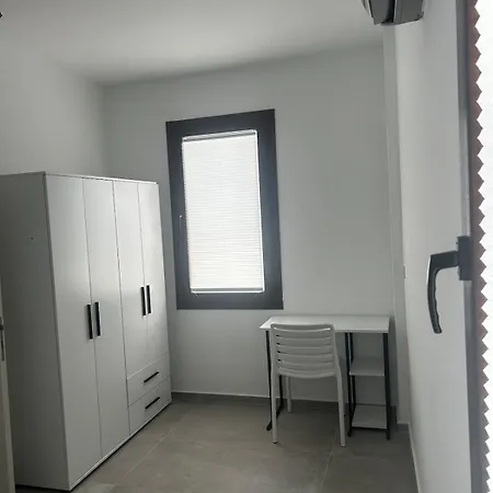 Case de vacanță Detached House With Courtyard, 50 M To The *